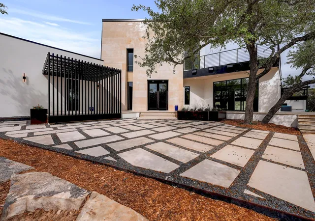 Photo 1 of Single family home for sale at 700 Rancho Grande Dr, Wimberley, TX 78676 | MLS# 2509497 | Listing updated on 2026-09-25