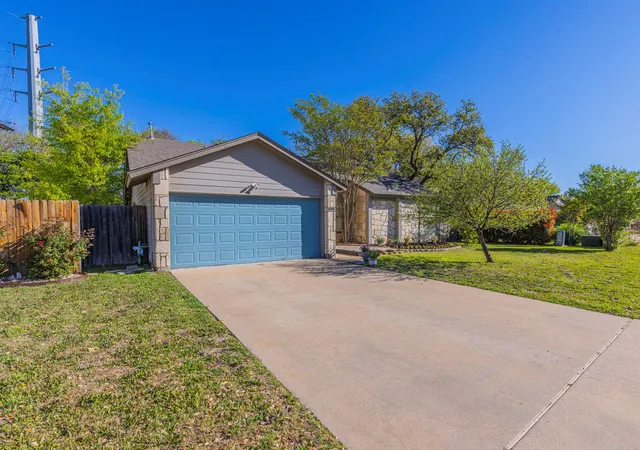 Homes for sale in Leander, TX | 2402 Susan Ln, Leander, TX 78641 | MLS# 7890824