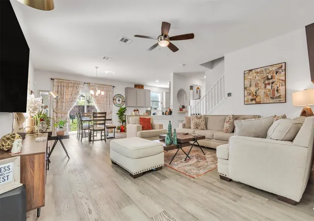 Photo 2 of Single family home for sale at 421 Conchillos Dr, Georgetown, TX 78626 | MLS# 5095512 | Listing updated on 2026-08-31