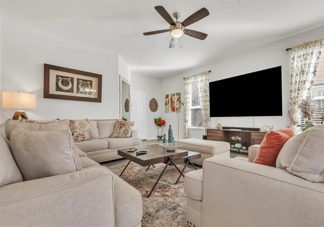 Photo 3 of Single family home for sale at 421 Conchillos Dr, Georgetown, TX 78626 | MLS# 5095512 | Listing updated on 2026-08-31