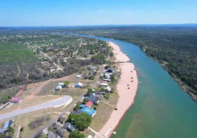 5th image of 4690 River Oaks Dr, Kingsland, TX 78639 | MLS# 6694517