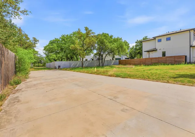 Photo 4 of Land for sale at Lot 5 Blk A Allen Rd, Austin, TX 78746 | MLS# 5619319 | Listing updated on 2026-04-05