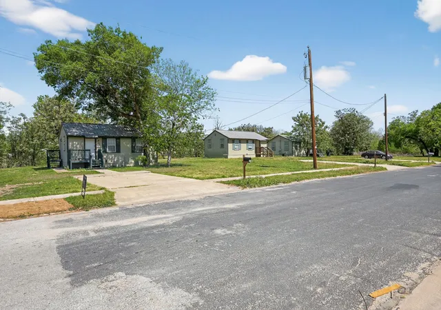 Photo 1 of Sale Pending at 709, 711 And 713 Bremser Ave, Killeen, TX 76541 | MLS# 1347530 | Listing updated on 2026-08-29