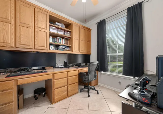 4th image of 11509 Brandon Parke Trl, Austin, TX 78750 | MLS# 2147948