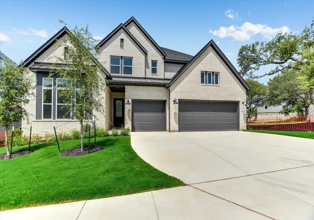 Photo 1 of Sale Pending at 2016 Morning Mist Dr, Georgetown, TX 78628 | MLS# 4840156 | Listing updated on 2026-09-01