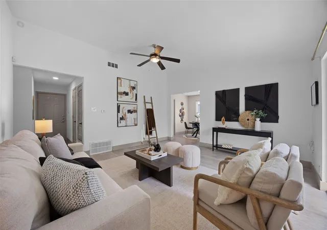 5th image of 704 Buckingham Pl, Austin, TX 78745 | MLS# 1649260