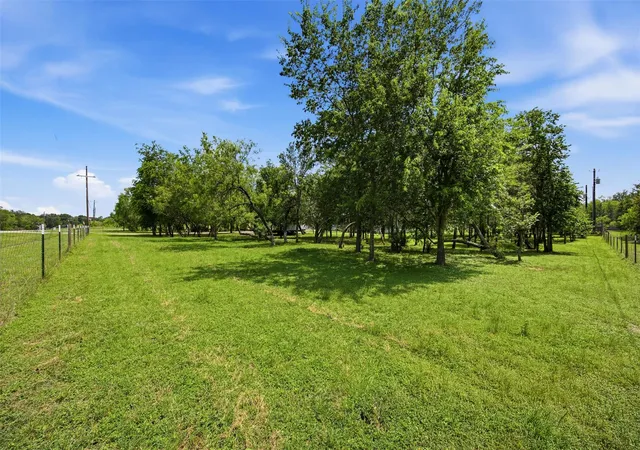2nd image of 135 Side Saddle Dr, Cedar Creek, TX 78612 | MLS# 1767401