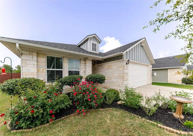 Homes for sale in Elgin, TX | 303 Schuyerville Dr, Elgin, TX 78621 | MLS# 1191182