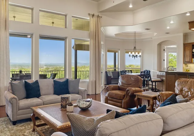 Photo 3 of Single family home for sale at 310 The Hills Rd, Horseshoe Bay, TX 78657 | MLS# 7538861 | Listing updated on 2026-09-29