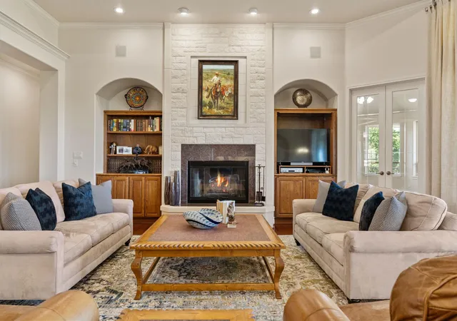 Photo 4 of Single family home for sale at 310 The Hills Rd, Horseshoe Bay, TX 78657 | MLS# 7538861 | Listing updated on 2026-09-29