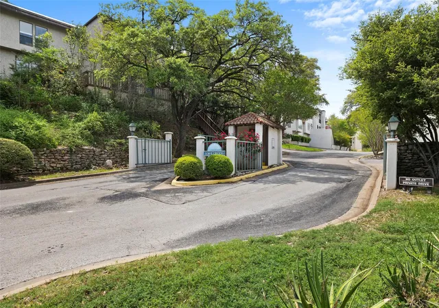 29th image of 3613 Las Colinas Dr #C, Austin, TX 78731 | MLS# 1618607