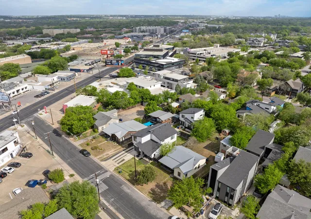 2nd image of 1414 W 51st St, Austin, TX 78756 | MLS# 6830922