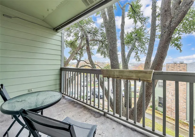 3rd image of 4500 E Oltorf St, Austin, TX 78741
