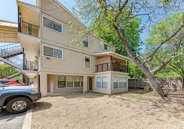 4th image of 1010 W 23Rd St #2, Austin, TX 78705 | MLS# 6923772