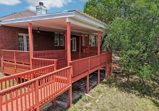 Photo 1 of Single family home for sale at 20609 Bridal Path Rd, Lago Vista, TX 78645 | MLS# 5023538 | Listing updated on 2026-09-23