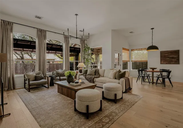 Photo 1 of Single family home for sale at 12516 Uvalde Crk Dr, Austin, TX 78732 | MLS# 3656019 | Listing updated on 2026-07-29