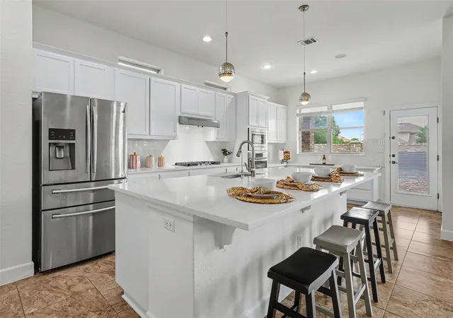 5th image of 213 Southern Cross Dr, Austin, TX 78717 | MLS# 1050117