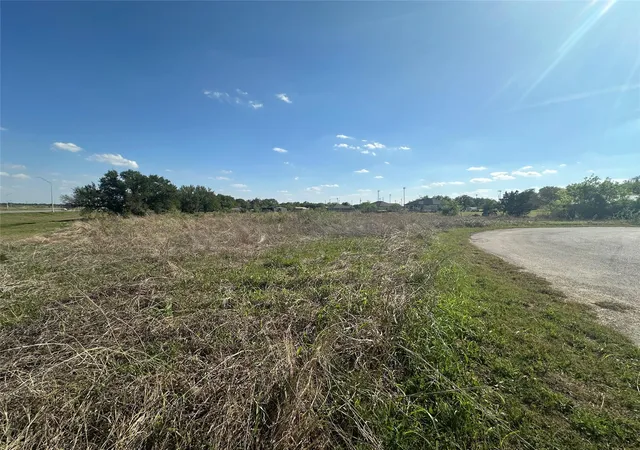 Homes for sale in Florence, TX | 320 & 330 E Tomlinson St, Florence, TX 76527 | MLS# 5769924