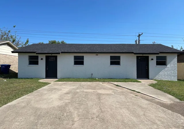 1st image of 606 Sunset Ln #A-B, Copperas Cove, TX 76522 | MLS# 7989042