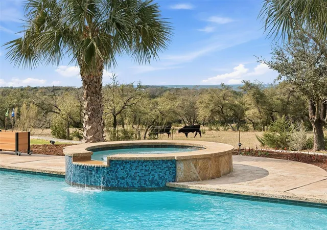 Photo 4 of House for sale at 600 County Rd 257, Liberty Hill, TX 78642 | MLS# 3008325 | Listing updated on 2026-08-13