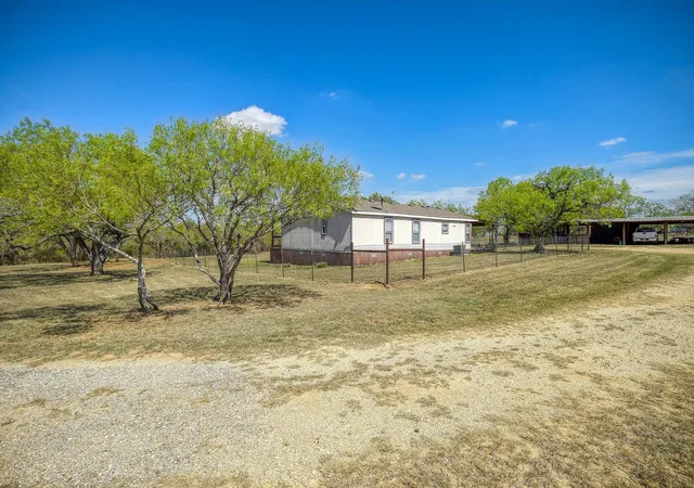 Photo 4 of House for sale at 4495 Taylorsville Rd, Red Rock, TX 78662 | MLS# 7260308 | Listing updated on 2026-09-28