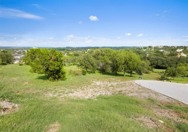 5th image of 101 Quail/Apache Tears Dr, Horseshoe Bay, TX 78657 | MLS# 9919416