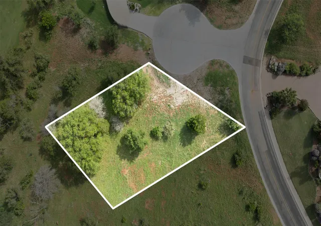 7th image of 101 Quail/apache Tears Dr, Horseshoe Bay, TX 78657 | MLS# 9919416