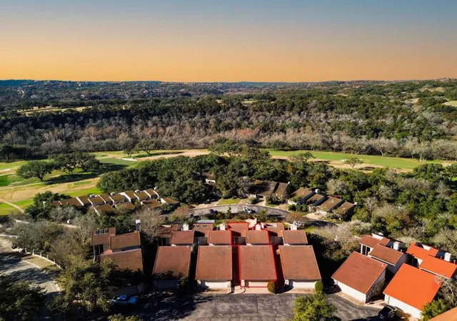 2nd image of 6820 Cypress Pt N #6, Austin, TX 78746 | MLS# 7543161