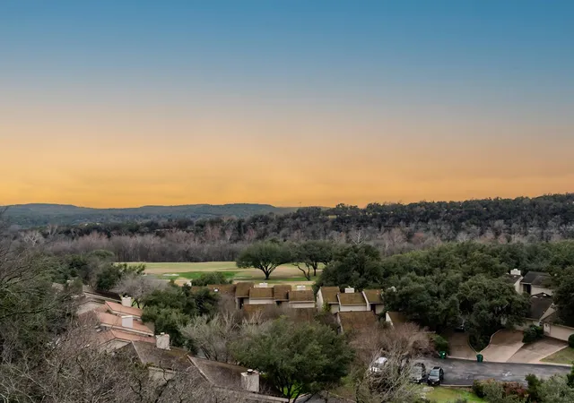 2nd image of 6820 Cypress Pt N, Austin, TX 78746