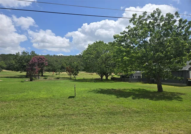 1st image of 184 Kahana Ln, Bastrop, TX 78602 | MLS# 3364428