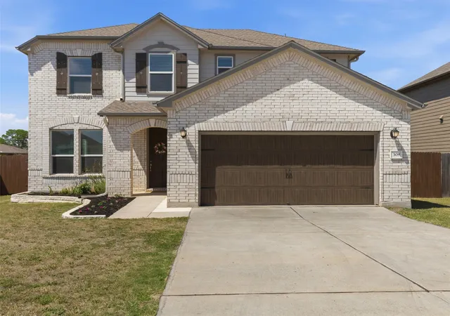 1st image of 308 Linden St, Bastrop, TX 78602 | MLS# 5070317