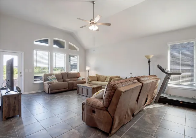 Photo 4 of Sale Pending at 574 Sugar Cane Rd, Buda, TX 78610 | MLS# 7755545 | Listing updated on 2026-09-15