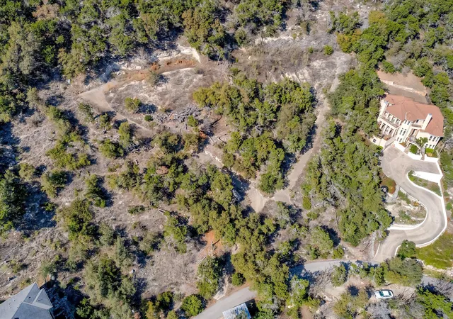 Photo 3 of Land for sale at 14006 Skyline Dr, Austin, TX 78732 | MLS# 7269968 | Listing updated on 2026-04-01
