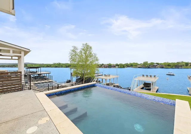 2nd image of 1324 Euel Moore Dr, Kingsland, TX 78639 | MLS# 9873994