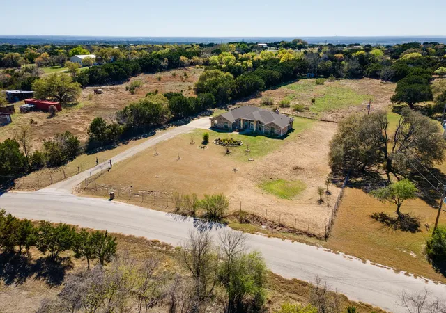 Homes for sale in Kempner, TX | 1467 County Road 4820, Kempner, TX 76539 | MLS# 8781275