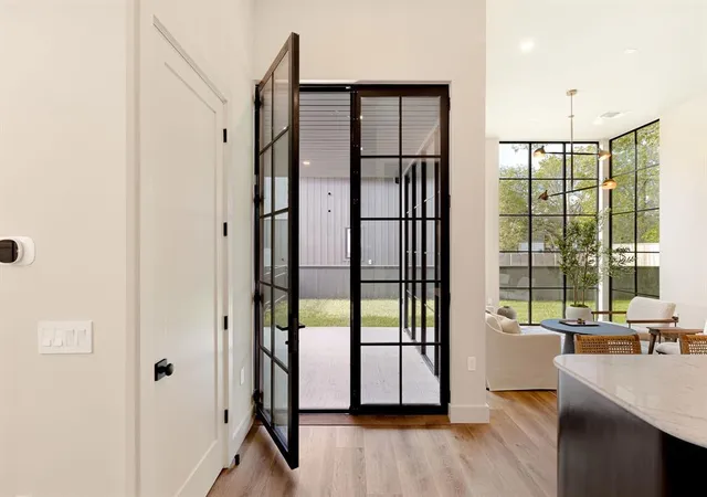 4th image of 4414 Banister Ln #2, Austin, TX 78745 | MLS# 4996848