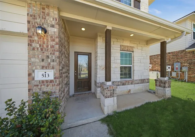 Photo 3 of Single family home for sale at 513 Warlander Way, Georgetown, TX 78626 | MLS# 2059806 | Listing updated on 2026-08-23