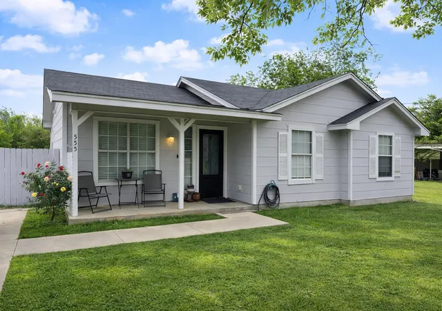 Homes for sale in Bertram, TX | 555 Live Oak Dr, Bertram, TX 78605 | MLS# 3063309