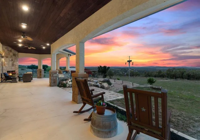 Photo 4 of Single family home for sale at 733 Dawn Vw, Dripping Springs, TX 78620 | MLS# 1415316 | Listing updated on 2026-07-09