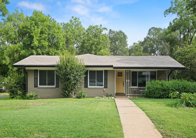 4th image of 4702 Lasso Path, Austin, TX 78745 | MLS# 9615982
