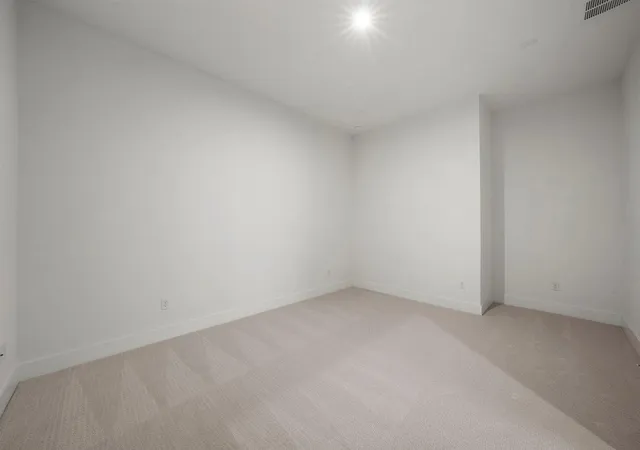 Photo 4 of Single family home for sale at 278 Alpine Xing Dr, Kyle, TX 78640 | MLS# 5993238 | Listing updated on 2026-10-09