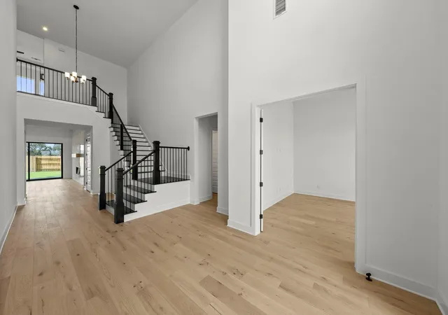 Photo 4 of Single family home for sale at 152 Dawn Dr, Kyle, TX 78640 | MLS# 5002221 | Listing updated on 2026-10-10