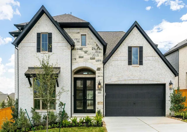 Photo 2 of Sale Pending at 1401 Amanda Paige Dr, Georgetown, TX 78628 | MLS# 3408061 | Listing updated on 2026-10-21