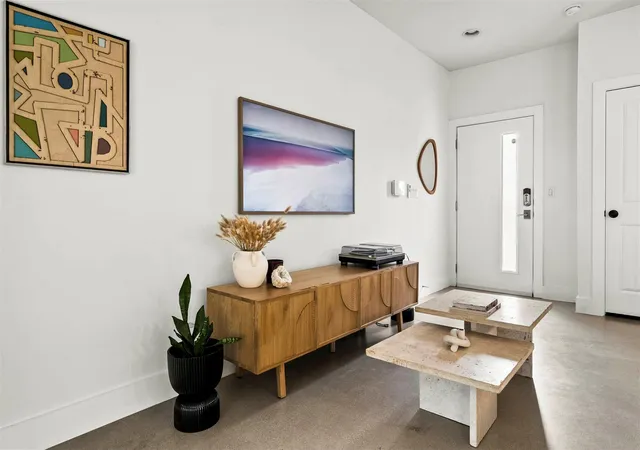 5th image of 1213 Eleanor St #B, Austin, TX 78721 | MLS# 9262900