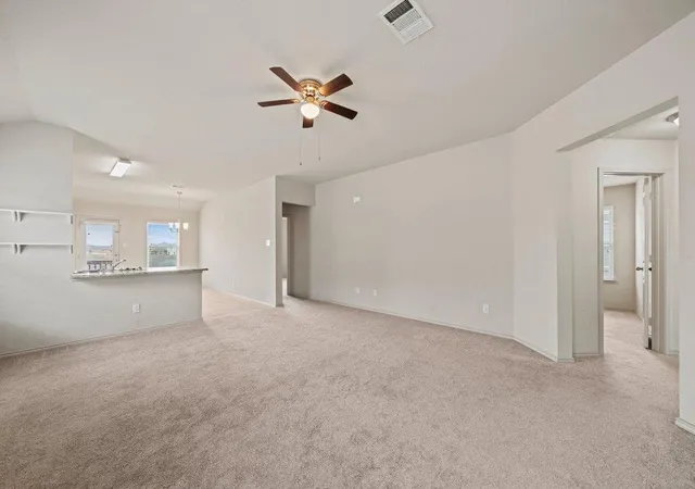 2nd image of 172 Lake Gln, San Marcos, TX 78666 | MLS# 1343908