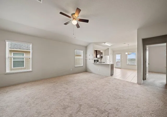 4th image of 172 Lake Gln, San Marcos, TX 78666 | MLS# 1343908
