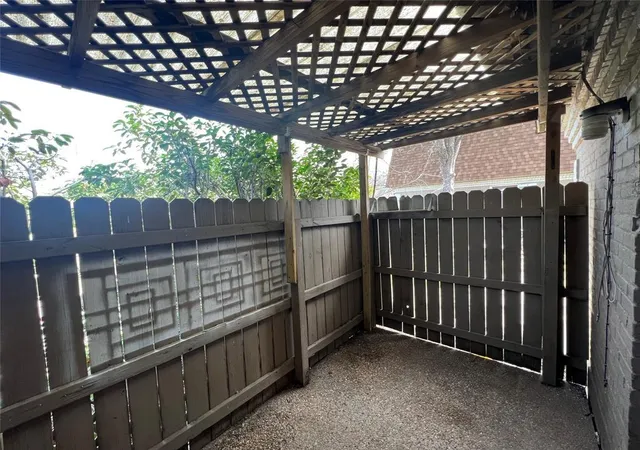 38th image of 2306 Barton Village Cir, Austin, TX 78704 | MLS# 5478199