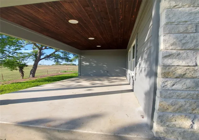 36th image of 121 Spanish Oak Trl, Cameron, TX 76520 | MLS# 3787741