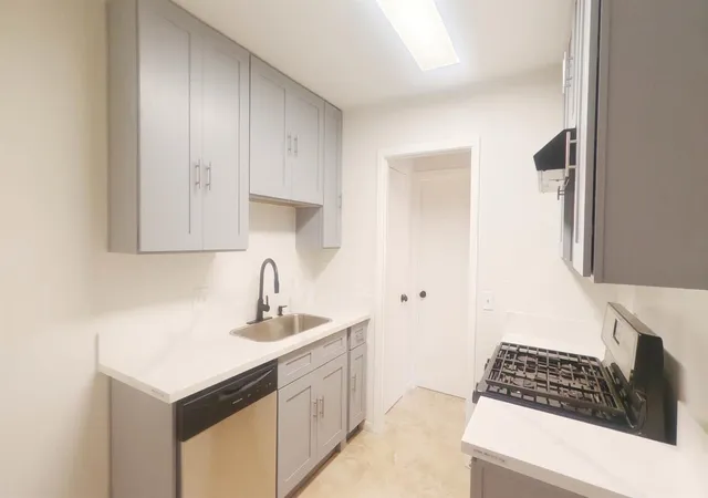 3rd image of 1900 Hearthside Dr, Austin, TX 78757 | MLS# 3488142