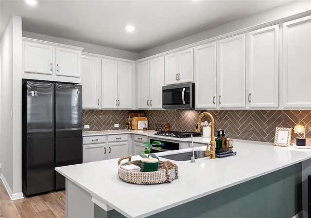 Photo 1 of Single family home for sale at 117 Marvins Bnd, Georgetown, TX 78626 | MLS# 9526311 | Listing updated on 2026-10-07